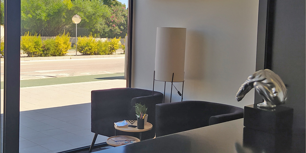 Sala de espera de la clínica Salufit en Calpe
